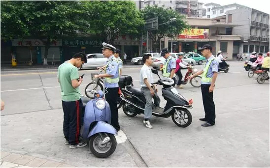 衡阳电动车违章也会被抓拍，乖乖兔给您支招